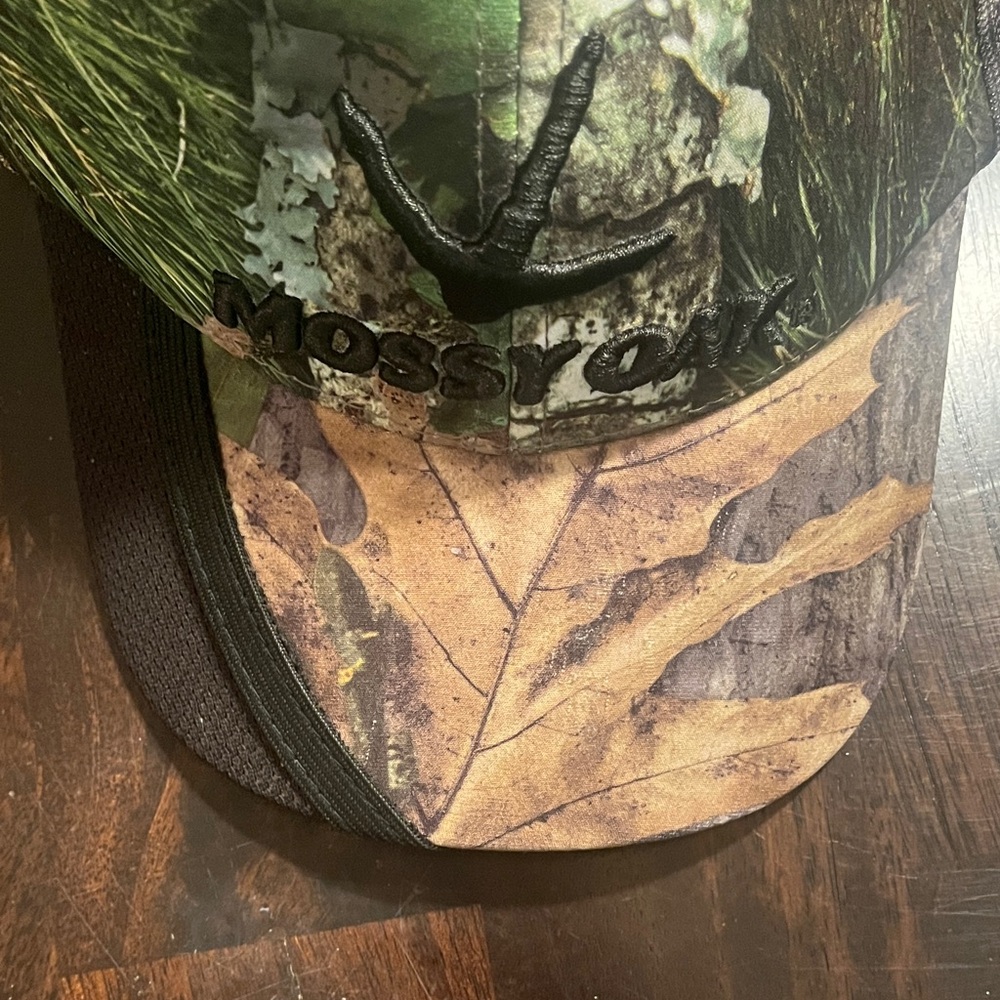 Mossy Oak Camo Cap - Picture 2 of 9